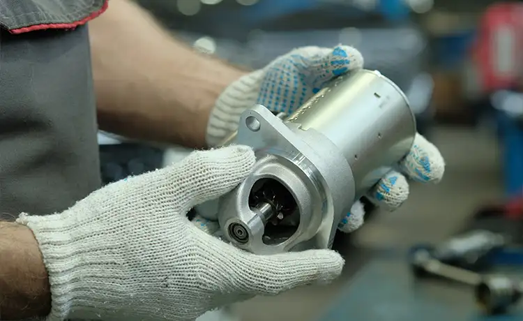 دلایل و علائم خرابی استارت خودرو چیست؟