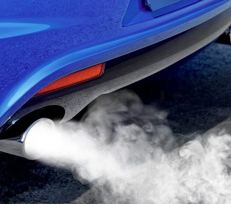 علت خروج دود آبی از اگزوز